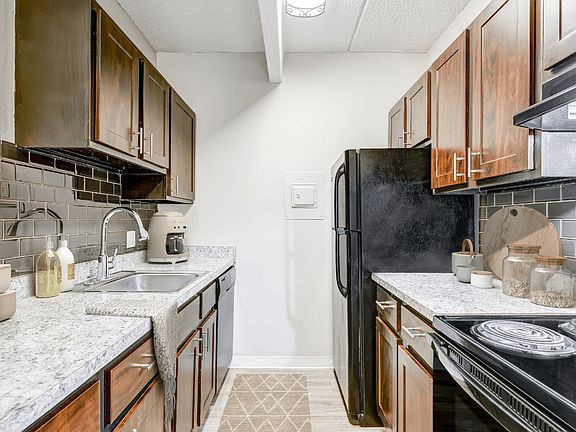 3rd image of 8000 E Girard Ave #4971443