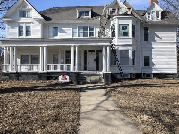 805 2nd Ave, 805 2nd Ave APT 1, Council Bluffs, IA 51501