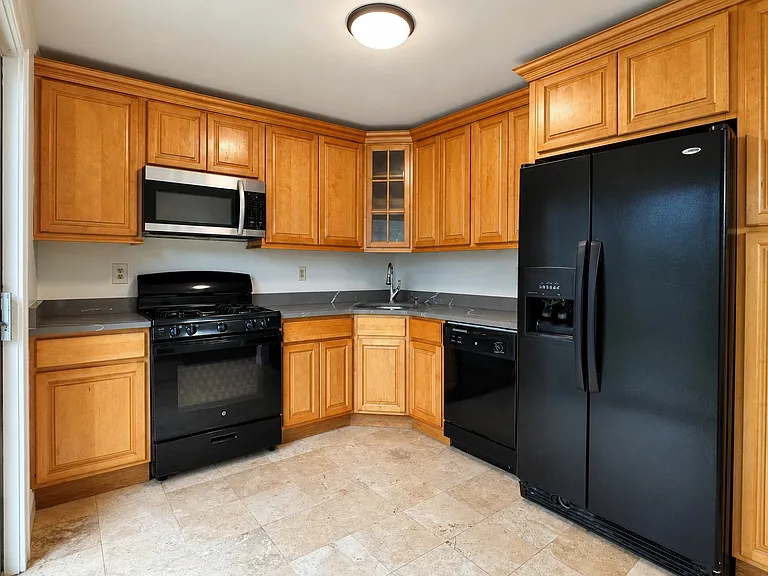 11 Wosniak Ct — Photo 6