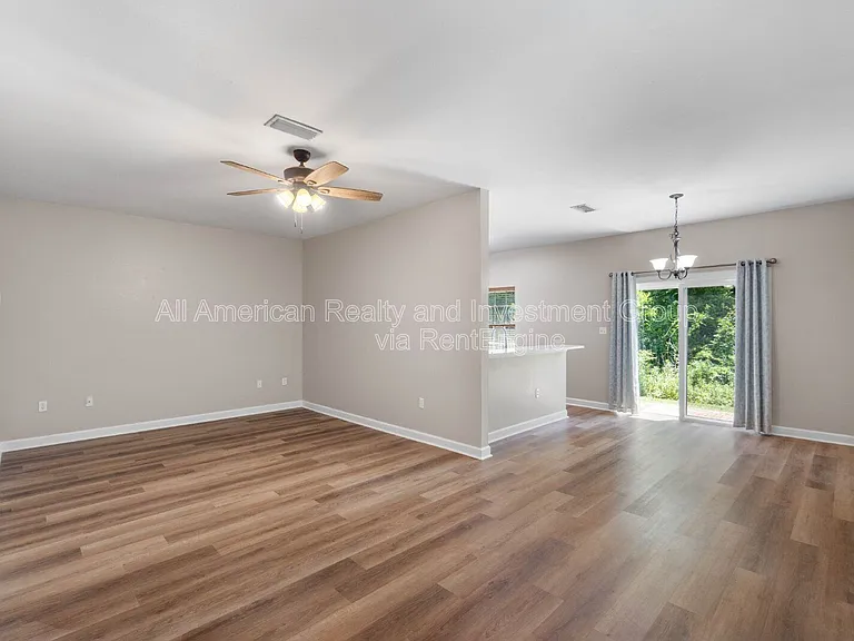 42 Avery Dr — Photo 4