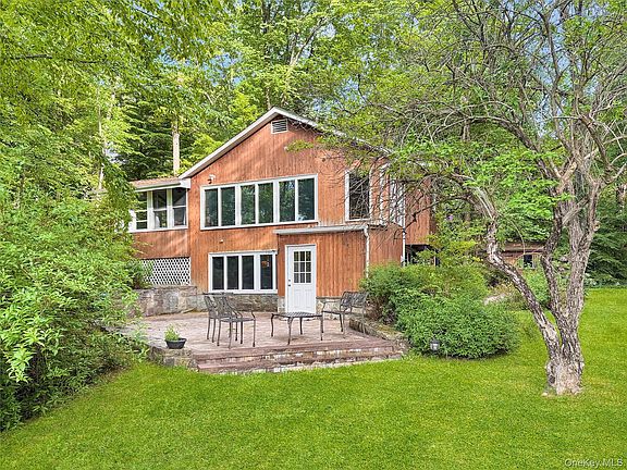 2nd image of 24 Lake Celeste Drive
