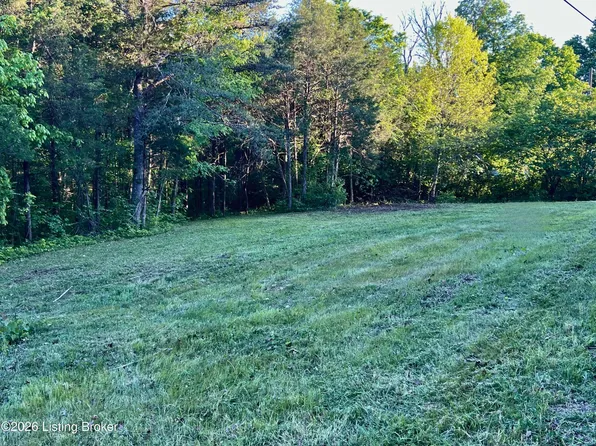 3 Robert Taylor Ln, New Haven, KY 40051