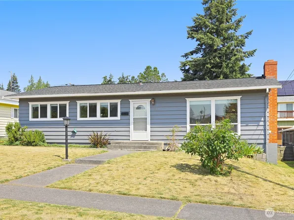 1308 16th Street, Anacortes, WA 98221
