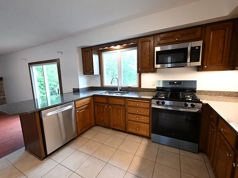14429 Portland Ave — Photo 10