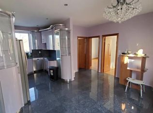 1705 W 4th St #2, Brooklyn, NY 11223