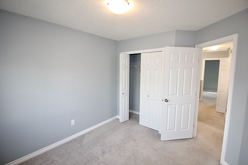 Edmonton House for rent - 4 Bedrooms — photo 25