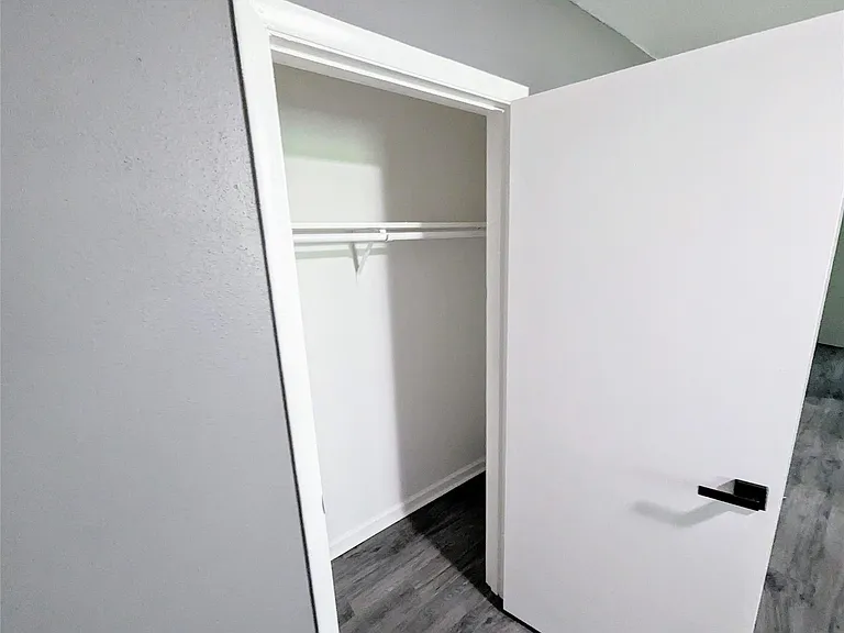 2015 Rosalee St #4 — Photo 14