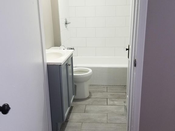 5th image of 4624 Pennsylvania Ave