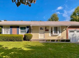 136 Sunset Circle Rd, Lewisburg, WV 24901