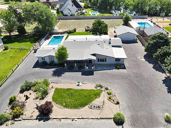 5th image of 1038 Meadow Ln