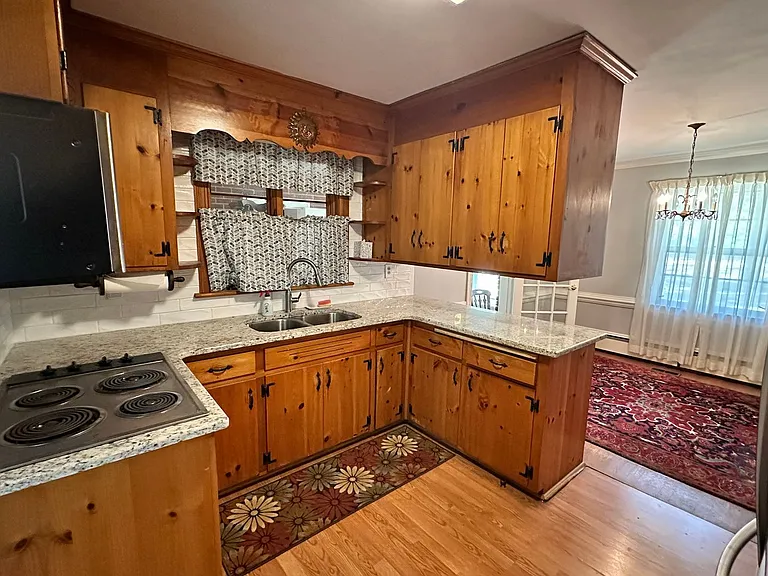 360 Melton Rd — Photo 9