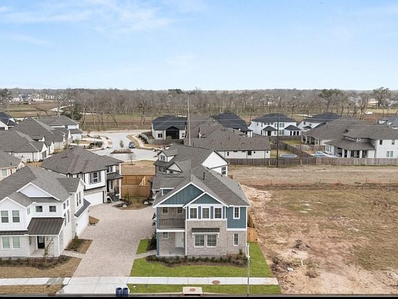 2nd image of 1418 Shaded Rock Dr