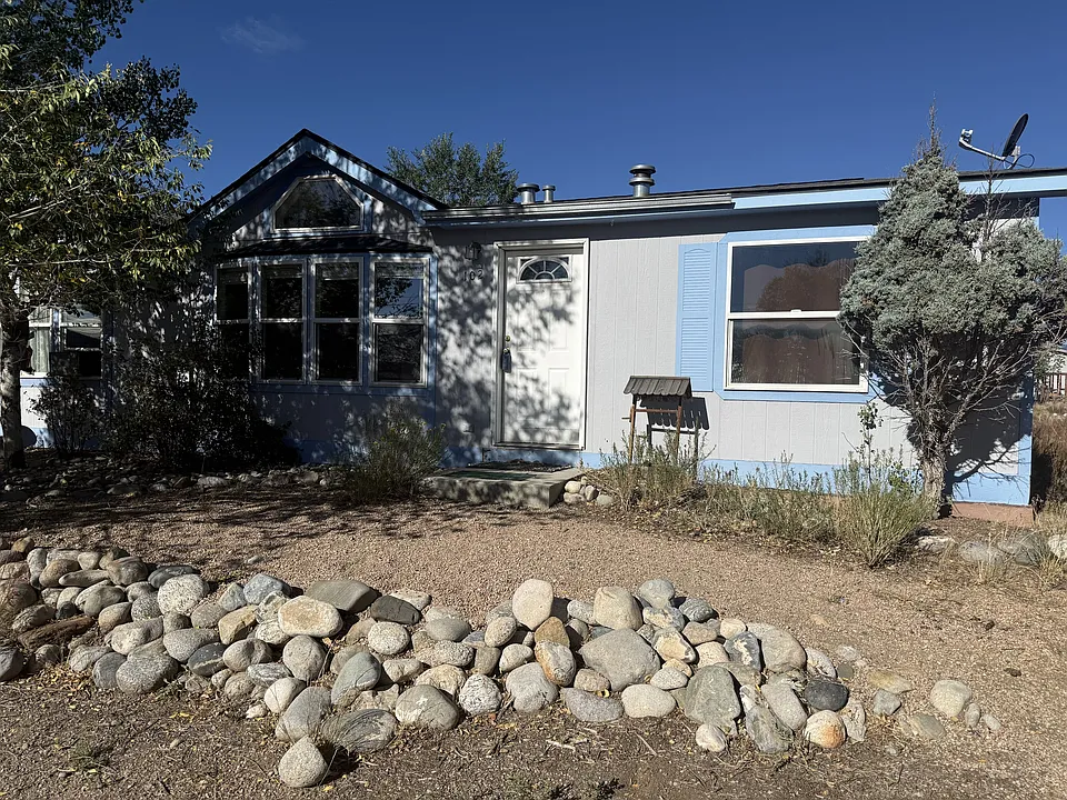 102 Palmer Ave #1