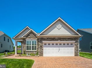 91 Wishing Well Ln, Sewell, NJ 08080