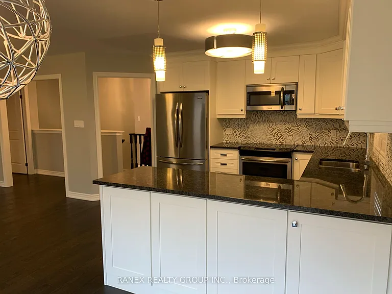 20 Muzzo Dr — Photo 12