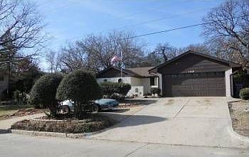 1st image of 1309 N Bradley Ave