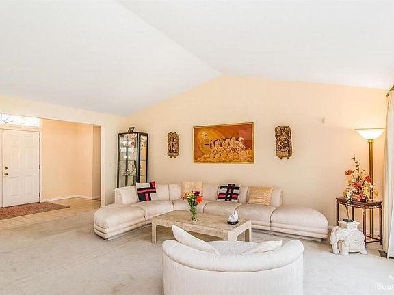 3rd image of 2385 Saint Francis Dr