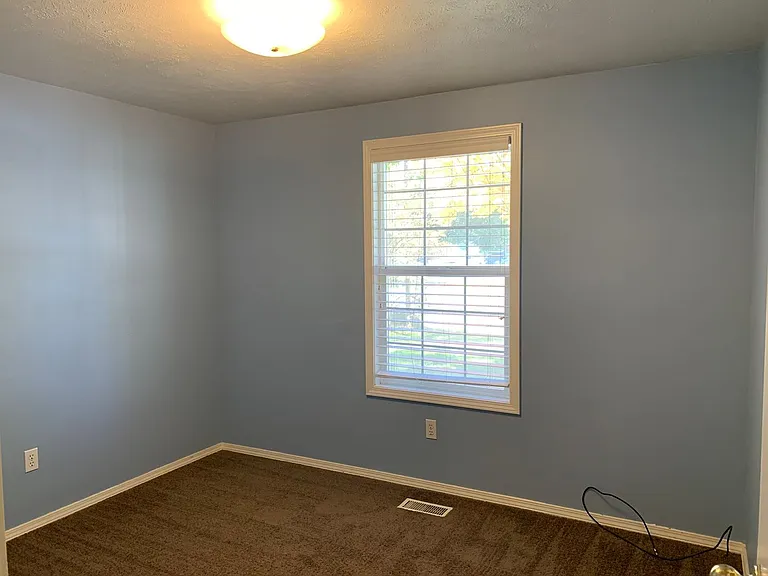 6902 N Prescott Ave — Photo 26
