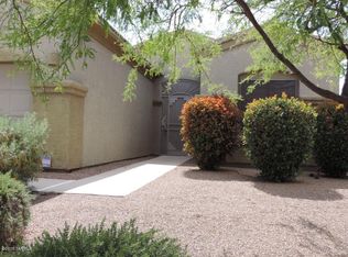 445 N Mountain Brook Dr, Green Valley, AZ 85614