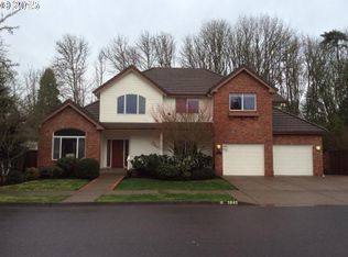 3840 Mirror Pond Way, Eugene, OR 97408