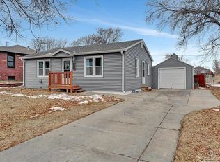 5940 Gillan Rd, Lincoln, NE 68505