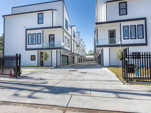 2235 Blalock Rd, Houston, TX 77080