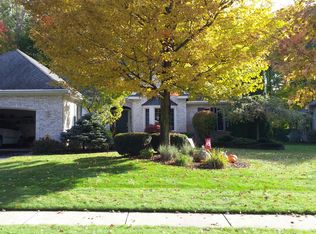 3953 Coachman Dr, Lambertville, MI 48144