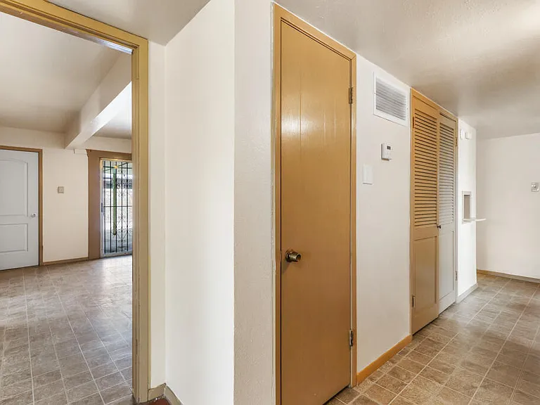 5201 Cornell Ave — Photo 34