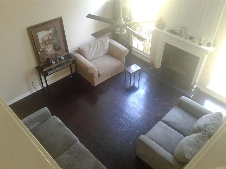 3250 Binghampton Ln — Photo 2