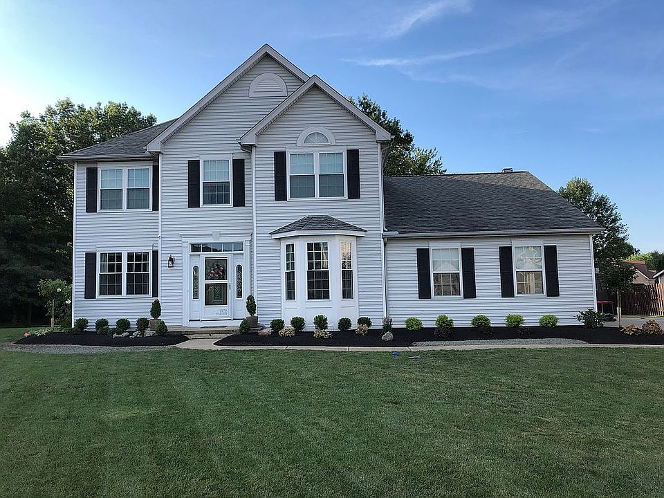 1st image of 27108 Dogwood Ln