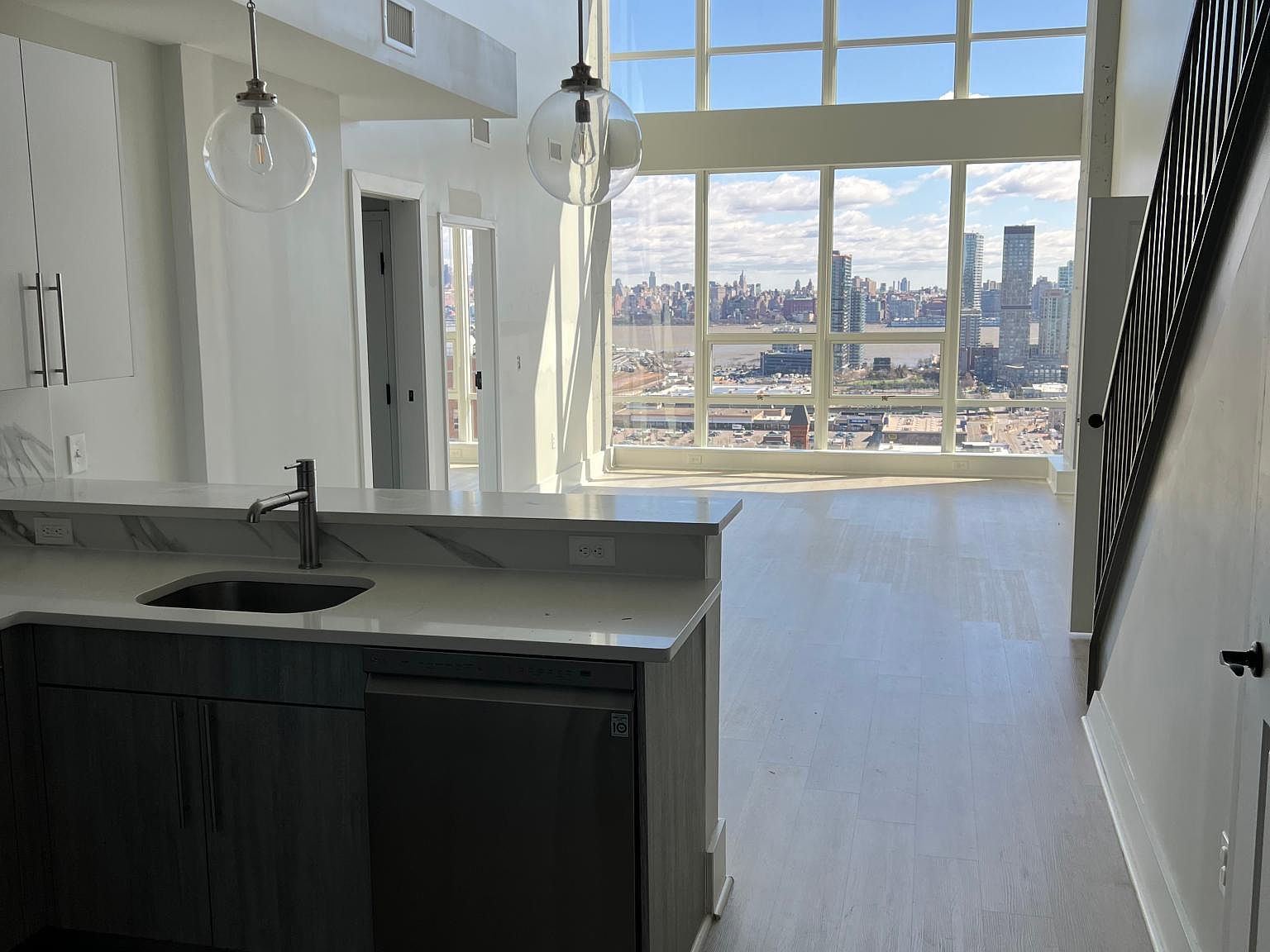 280 15th St PENTHOUSE 205, Jersey City, NJ 07310 | Zillow