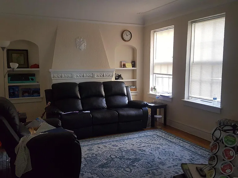 6323 N Mozart St — Photo 3