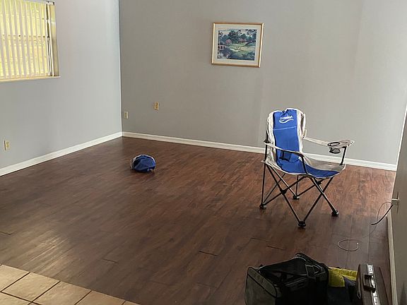 5th image of 4540 Camelot Dr