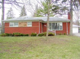 19148 Beverly Rd, Beverly Hills, MI 48025