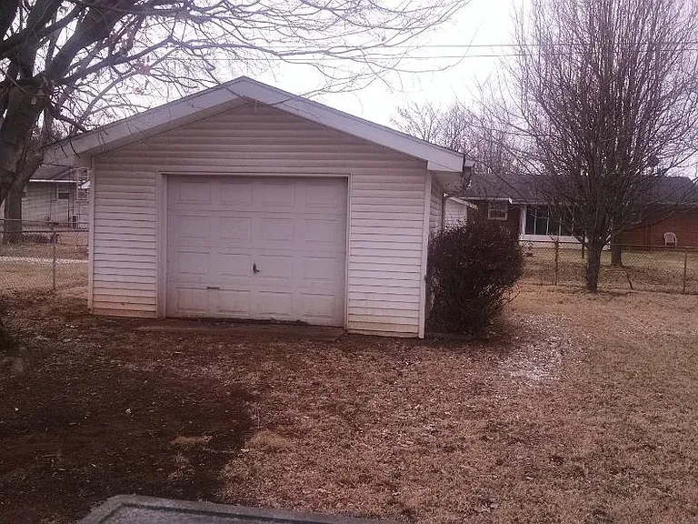 114 Valleybrook Ave — Photo 12