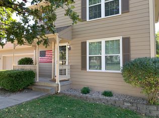 1005 NE 194th Ter, Smithville, MO 64089