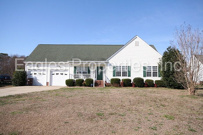 1st image of 205 Wesley Dr