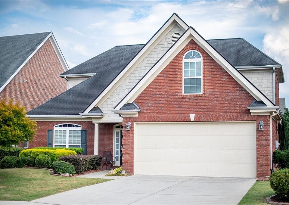 1st image of 420 McKenzie Grace Ln