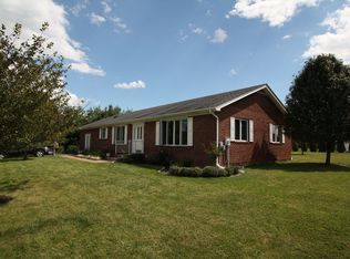 22 Meadow Ln, Luray, VA 22835