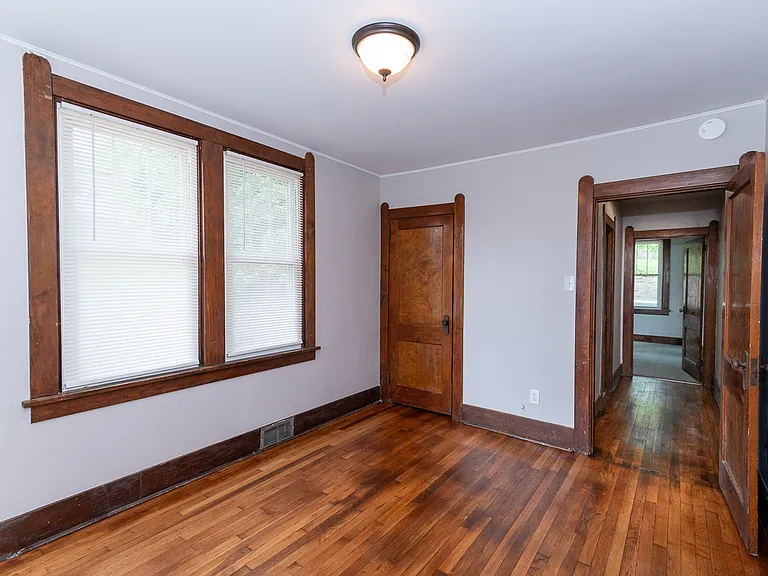 2340 Vodeli St — Photo 8