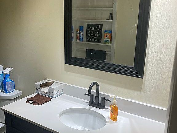 New Vanity guest bathroom