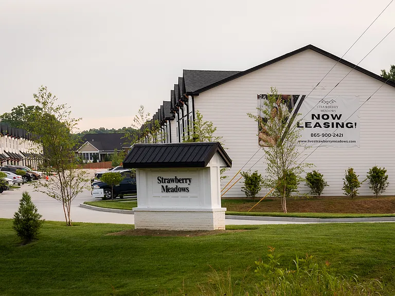 Strawberry Meadows Townhomes — Photo 35