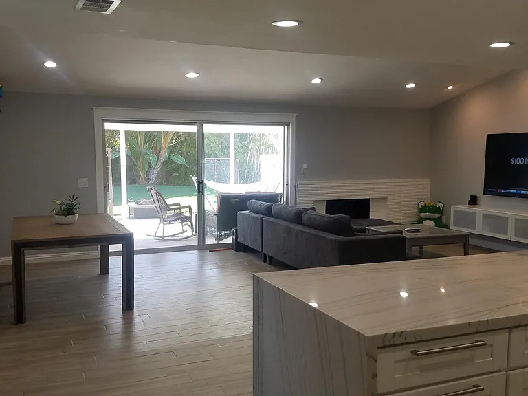 8428 Lurline Ave — Photo 11