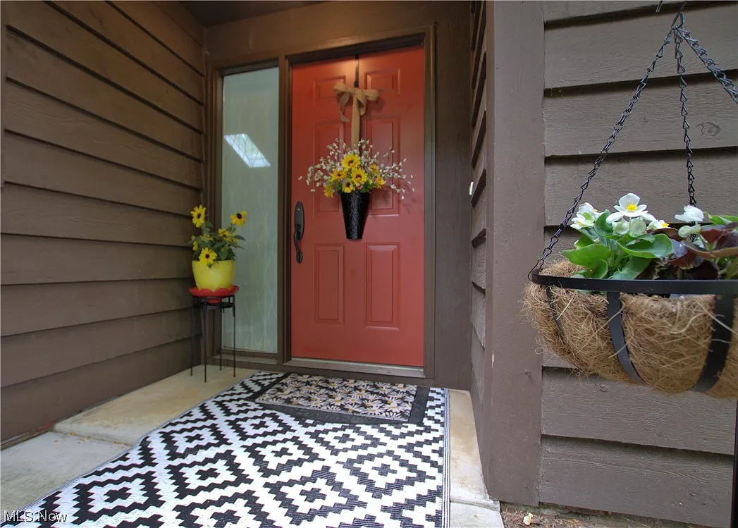7586 Heather Cir photo 1