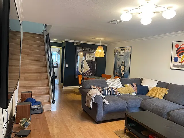 142 Rosemont Ave #5 — Photo 3
