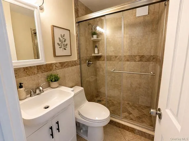 46 Dawson Ave #1 — Photo 8