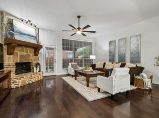 1061 Noble Ave, Argyle, TX 76226