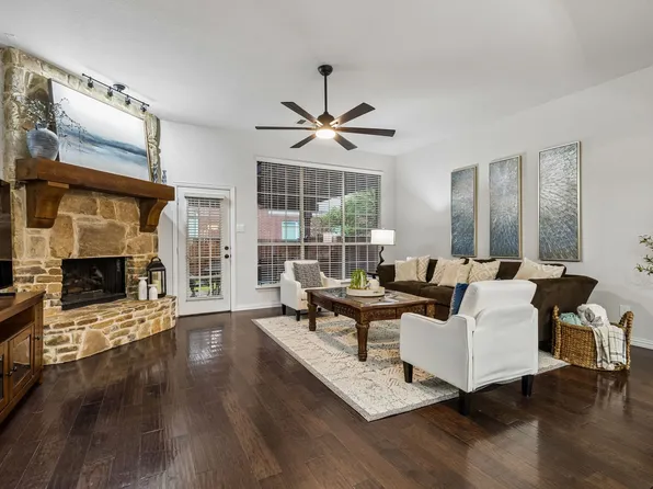1061 Noble Ave, Argyle, TX 76226