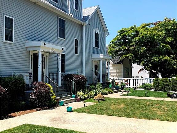 3rd image of 33 Glenwood Ave APT 2
