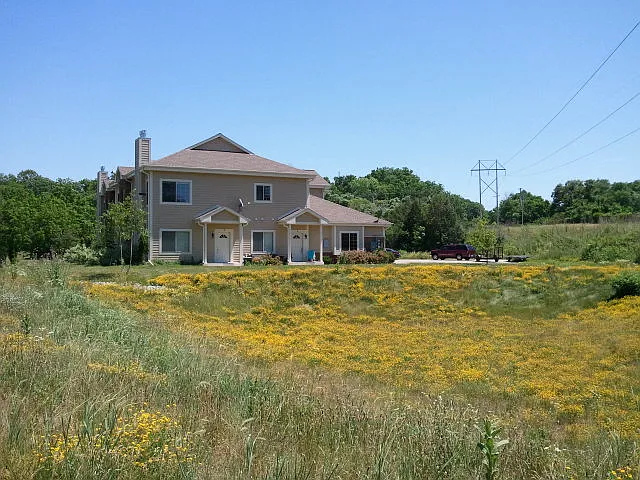 lots of green space - 1939 N Waterville Rd #4